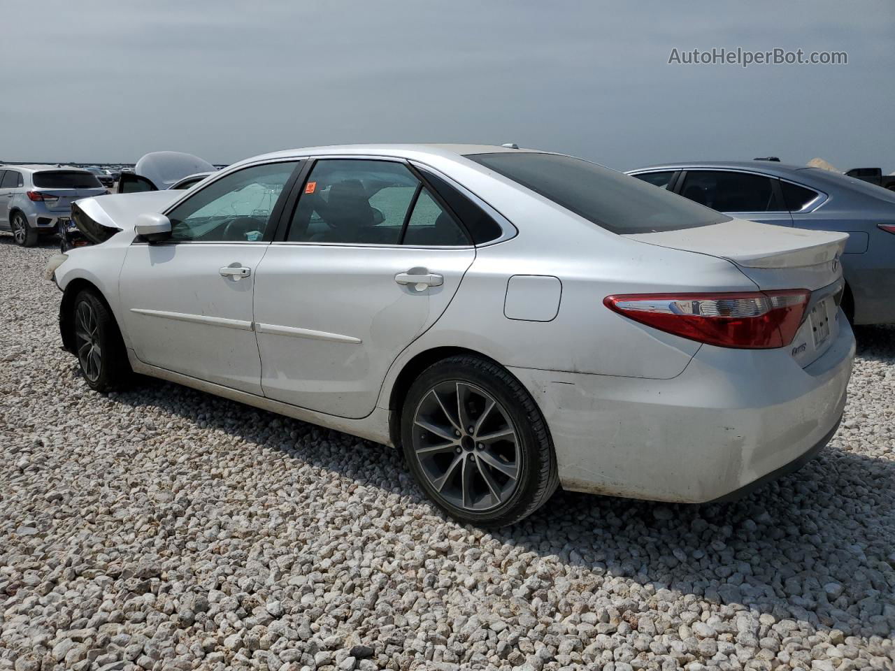 2016 Toyota Camry Le Белый vin: 4T1BF1FK1GU133547