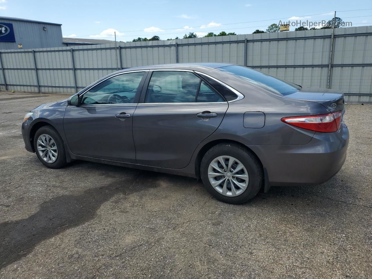 2016 Toyota Camry Le Gray vin: 4T1BF1FK1GU140885