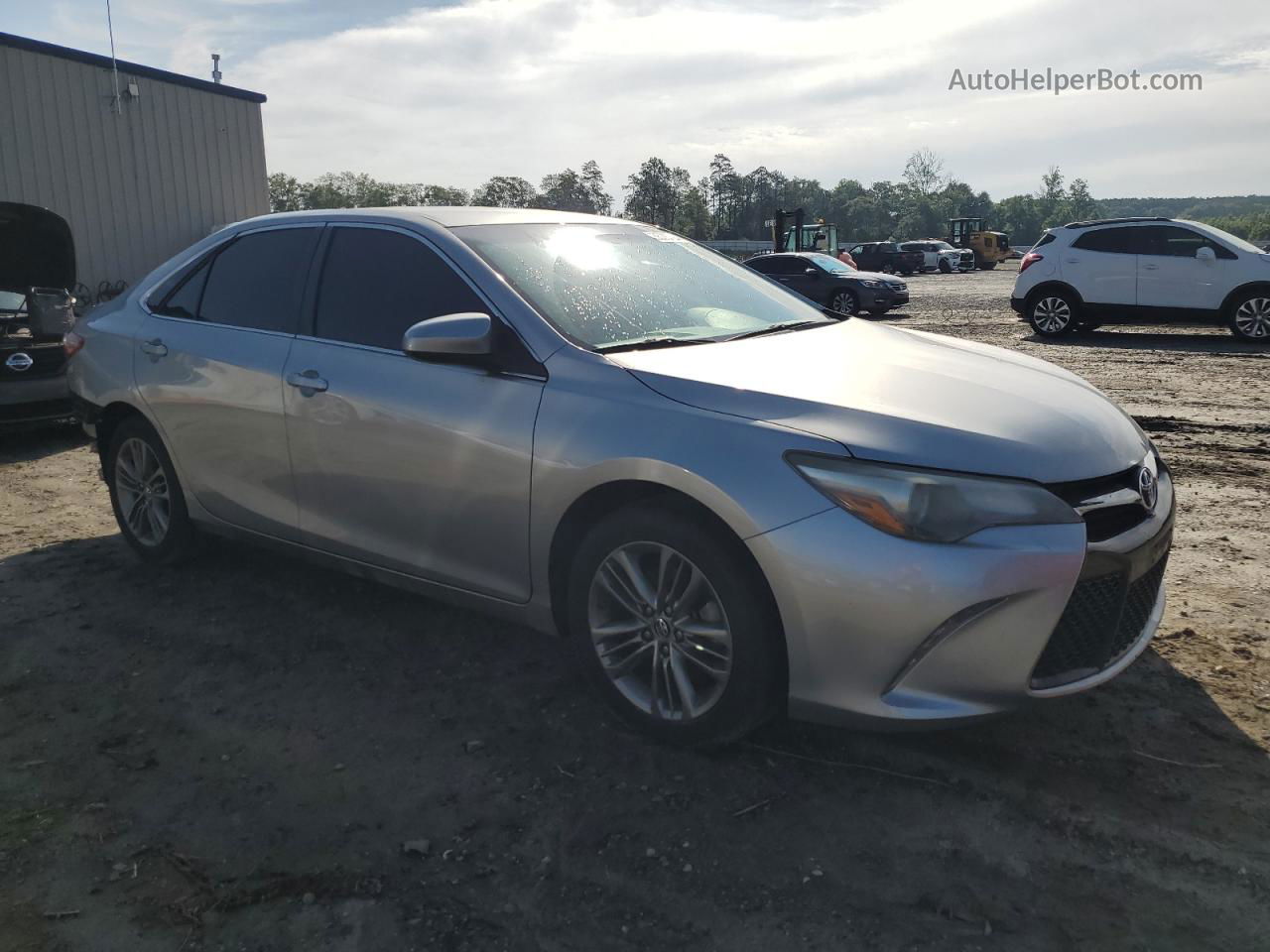 2016 Toyota Camry Le Silver vin: 4T1BF1FK1GU143477