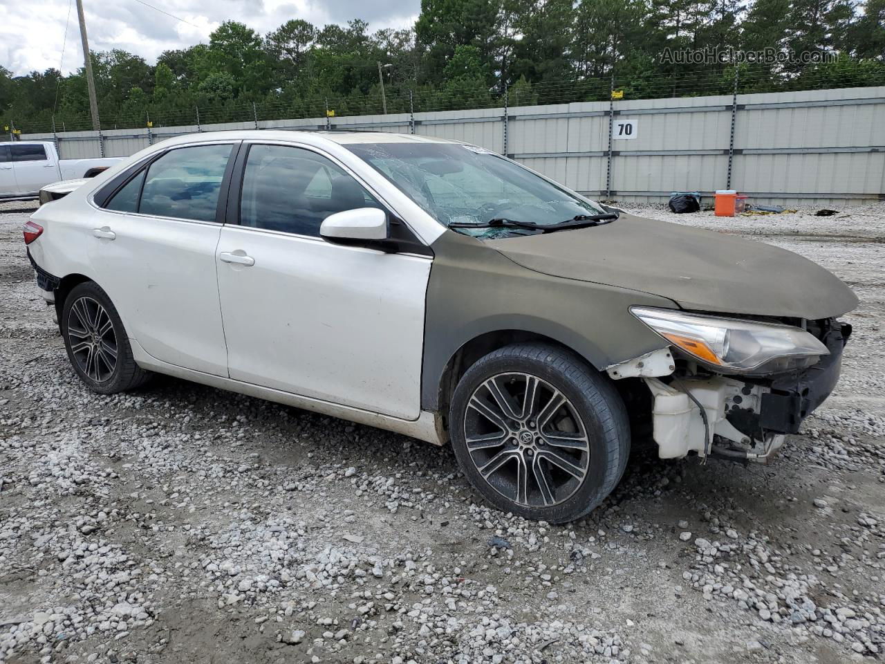 2016 Toyota Camry Le Белый vin: 4T1BF1FK1GU149974