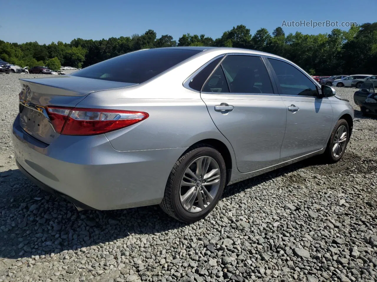 2016 Toyota Camry Le Серебряный vin: 4T1BF1FK1GU250156