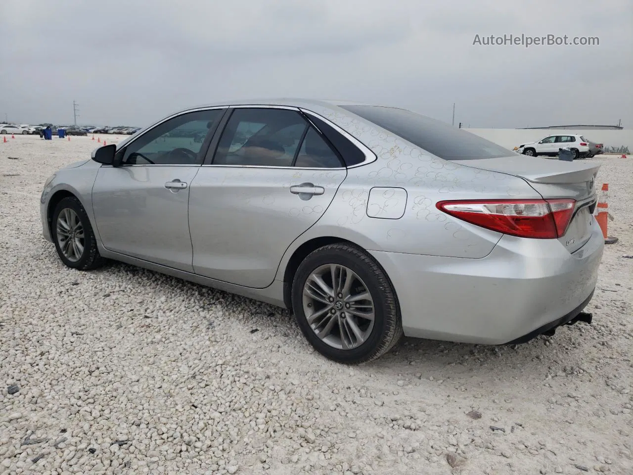 2016 Toyota Camry Le Silver vin: 4T1BF1FK1GU575955