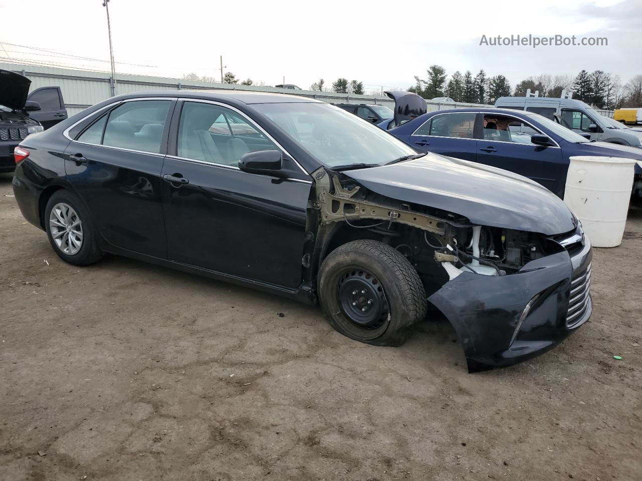 2017 Toyota Camry Le Black vin: 4T1BF1FK1HU370640