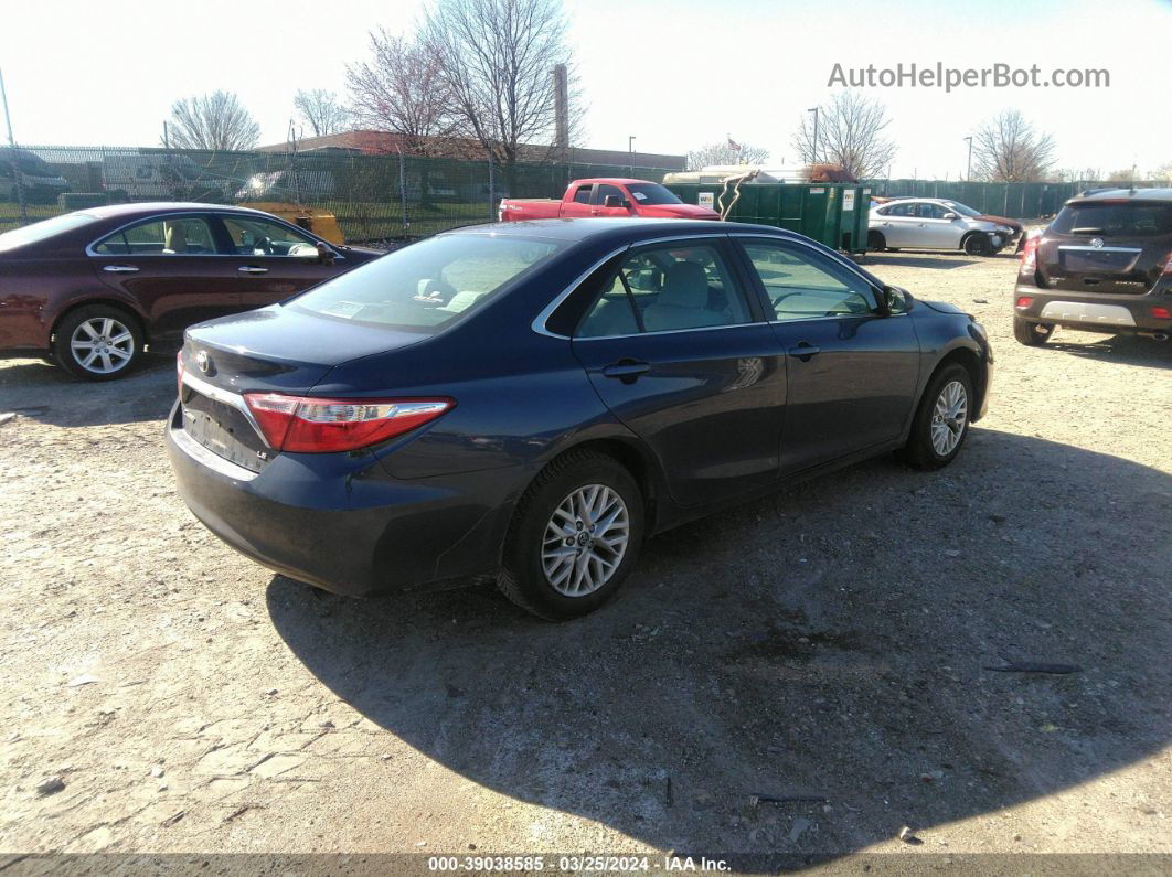 2017 Toyota Camry Le Dark Blue vin: 4T1BF1FK1HU708781