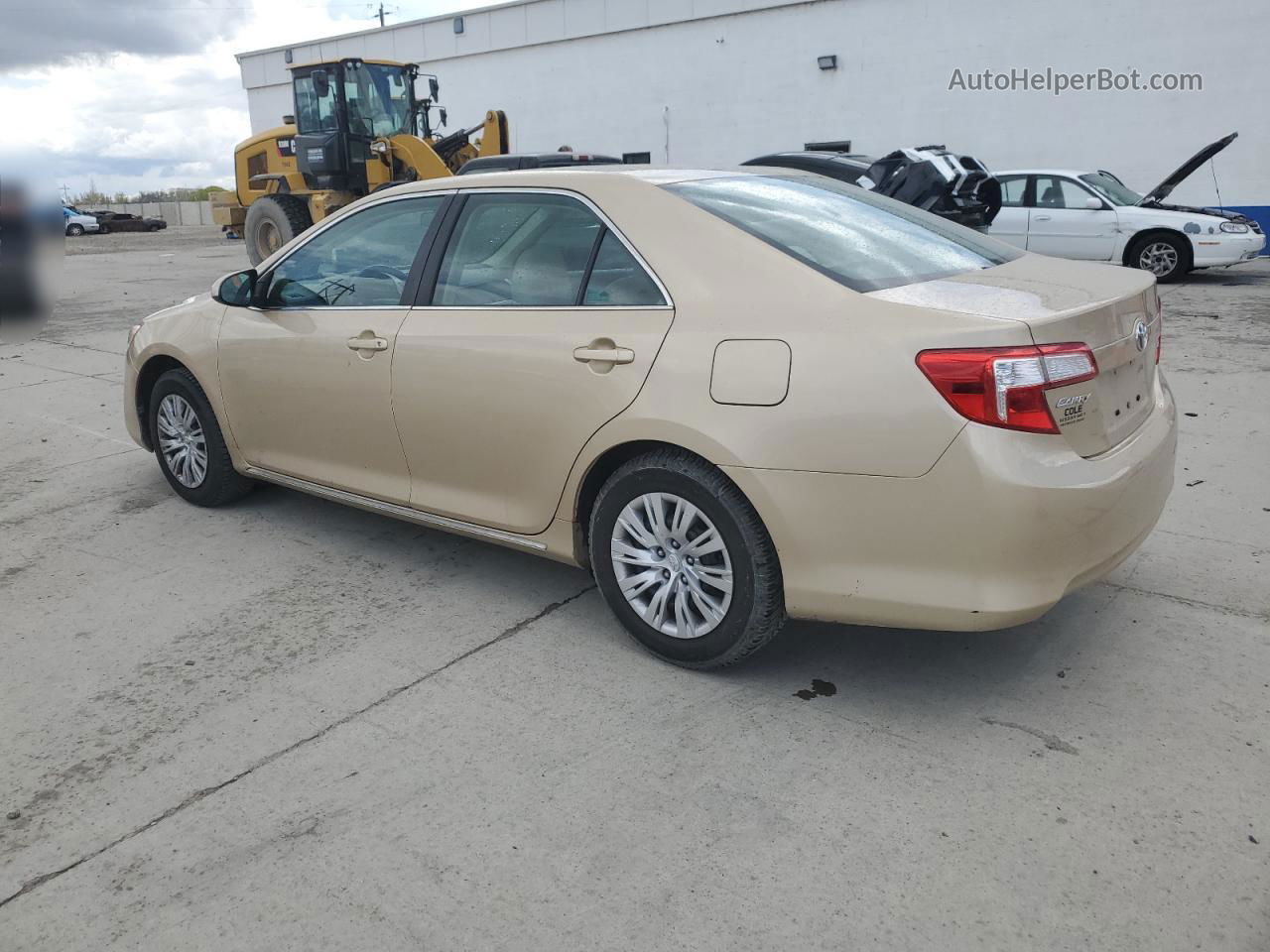 2012 Toyota Camry Base Beige vin: 4T1BF1FK2CU061283