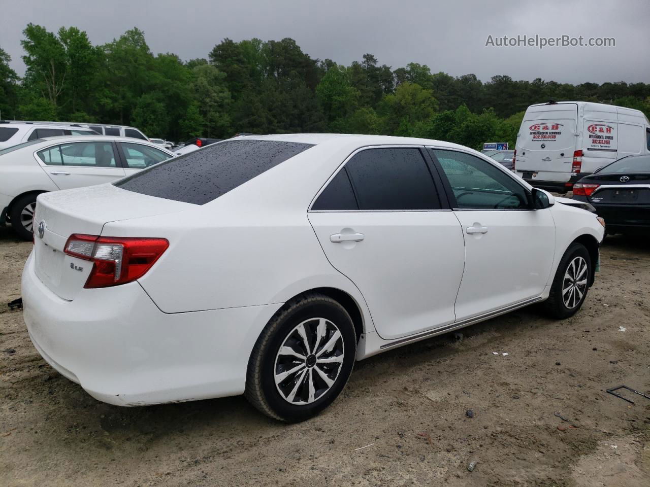 2012 Toyota Camry Base White vin: 4T1BF1FK2CU514480