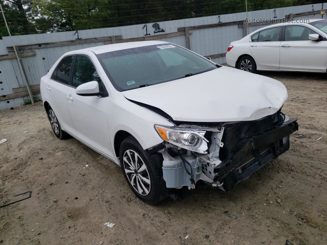 2012 Toyota Camry Base White vin: 4T1BF1FK2CU514480