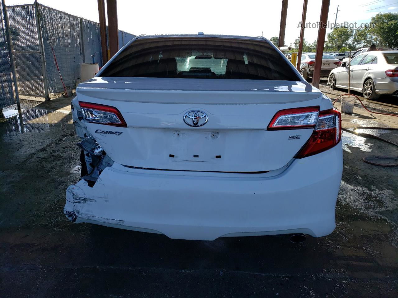 2012 Toyota Camry Base White vin: 4T1BF1FK2CU551903