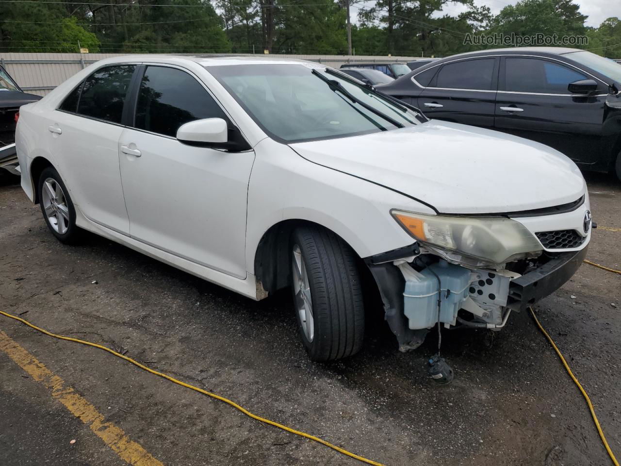 2012 Toyota Camry Base White vin: 4T1BF1FK2CU554302