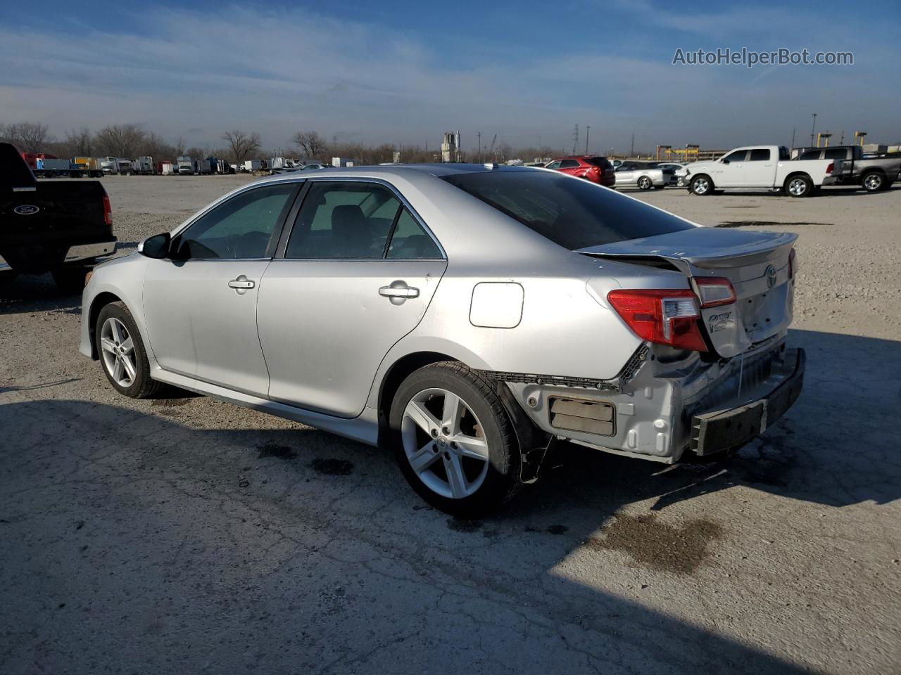 2012 Toyota Camry Base Серебряный vin: 4T1BF1FK2CU592354