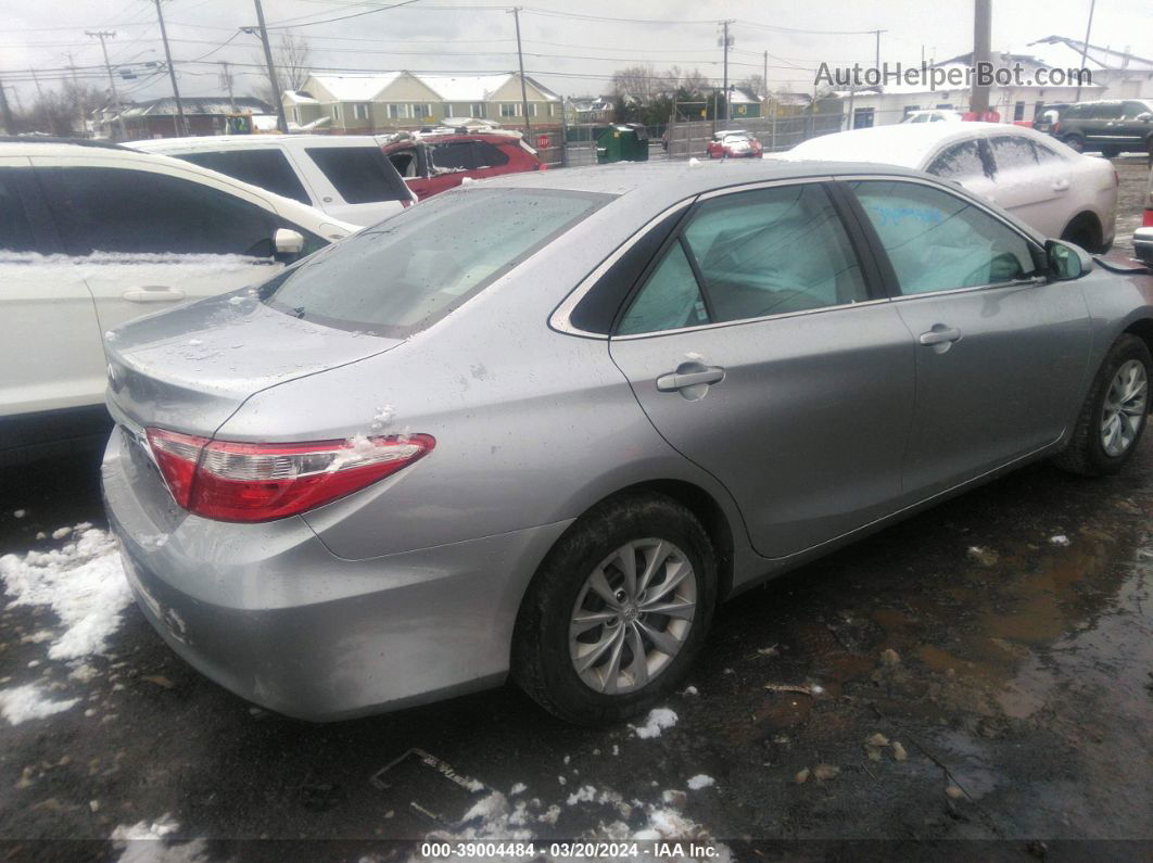 2016 Toyota Camry Le Gray vin: 4T1BF1FK2GU178822