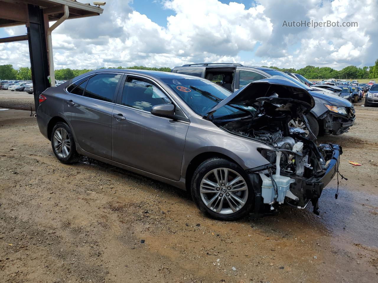 2016 Toyota Camry Le Gray vin: 4T1BF1FK2GU185835