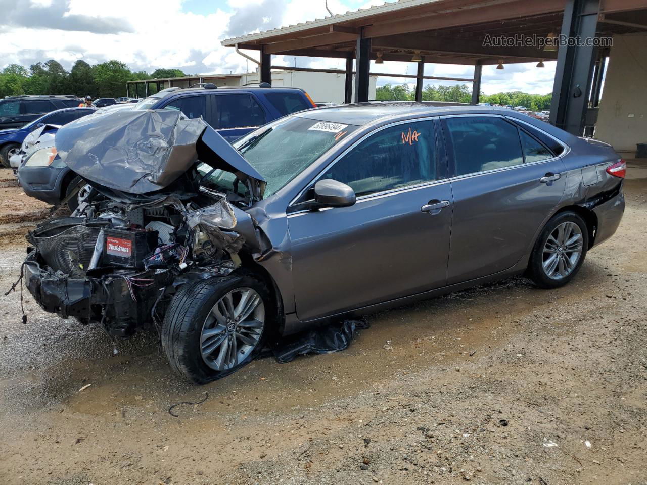 2016 Toyota Camry Le Gray vin: 4T1BF1FK2GU185835