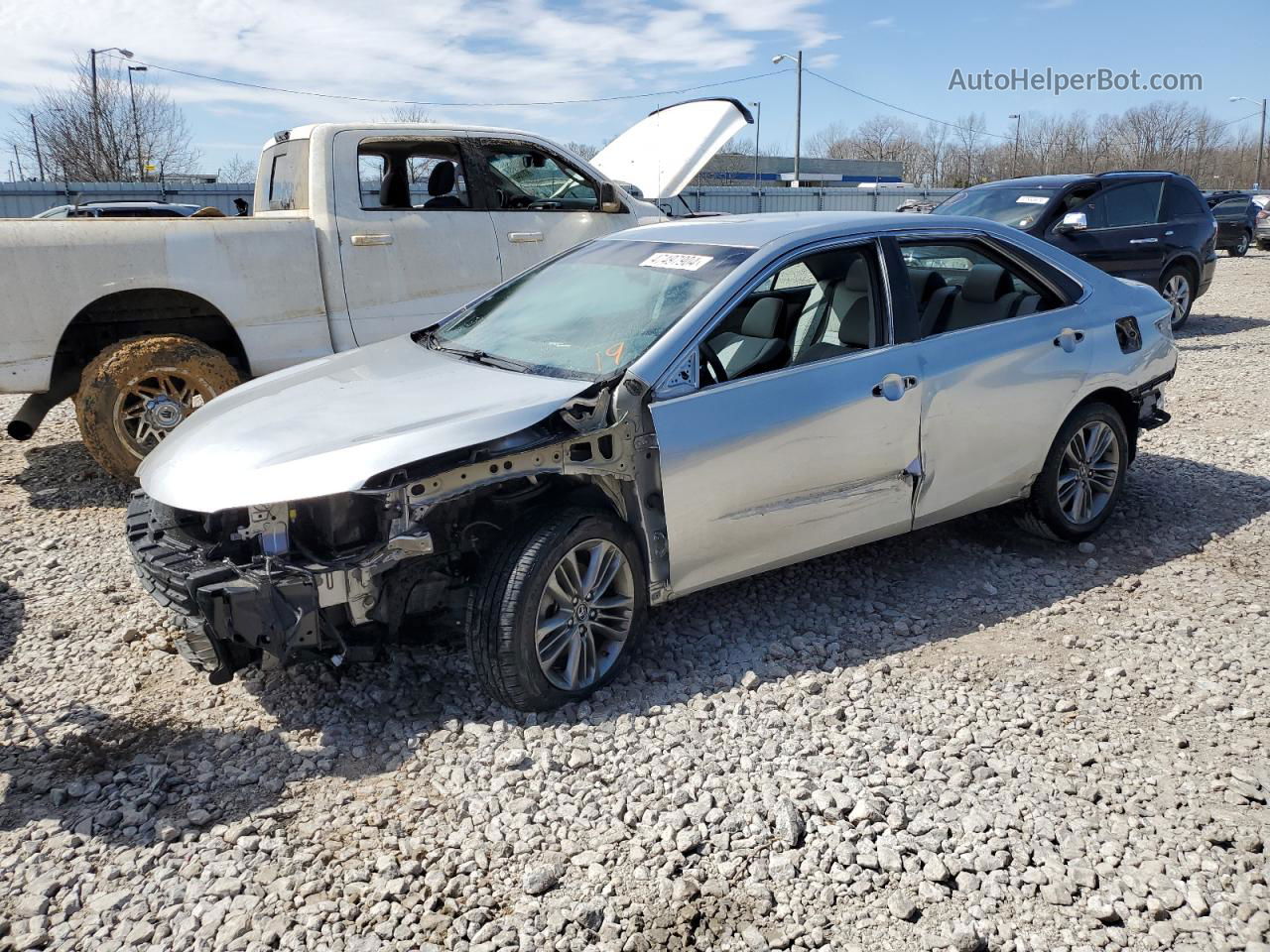 2016 Toyota Camry Le Silver vin: 4T1BF1FK2GU253082