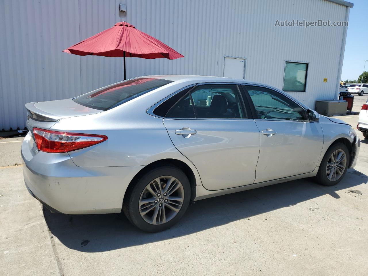 2016 Toyota Camry Le Silver vin: 4T1BF1FK2GU511424