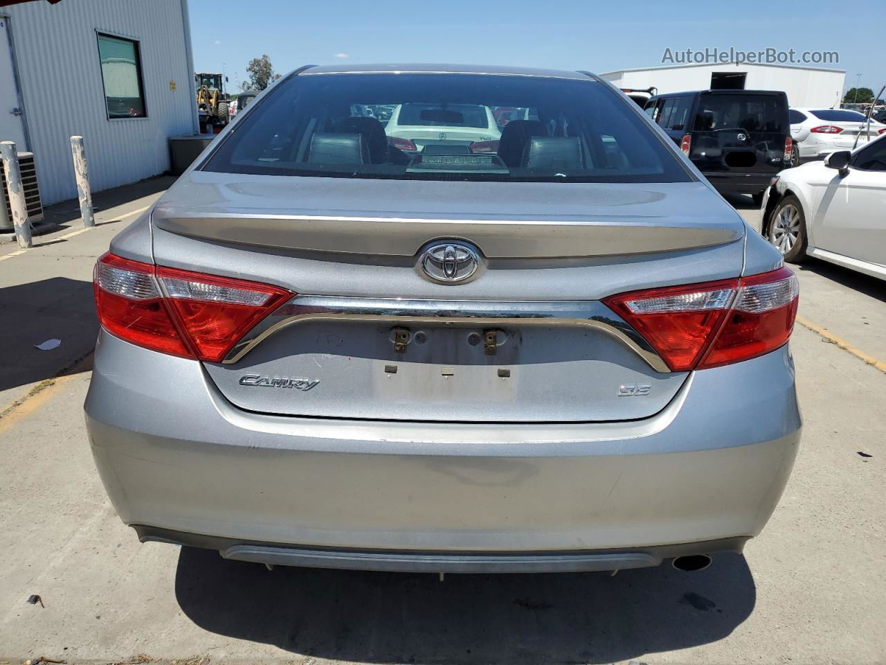 2016 Toyota Camry Le Silver vin: 4T1BF1FK2GU511424