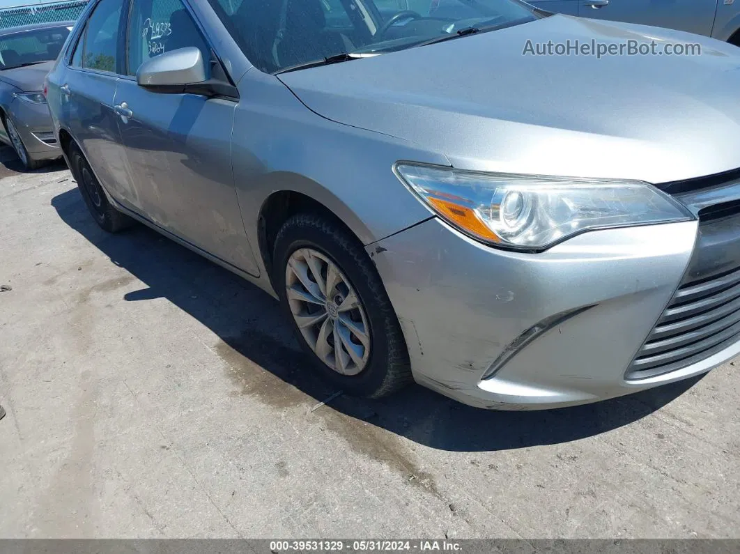 2016 Toyota Camry Le Silver vin: 4T1BF1FK2GU518695