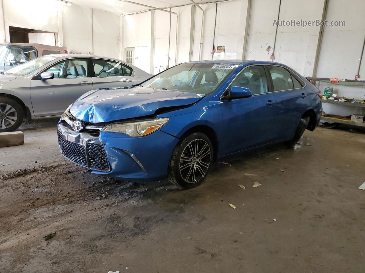 2016 Toyota Camry Le Blue vin: 4T1BF1FK2GU528983