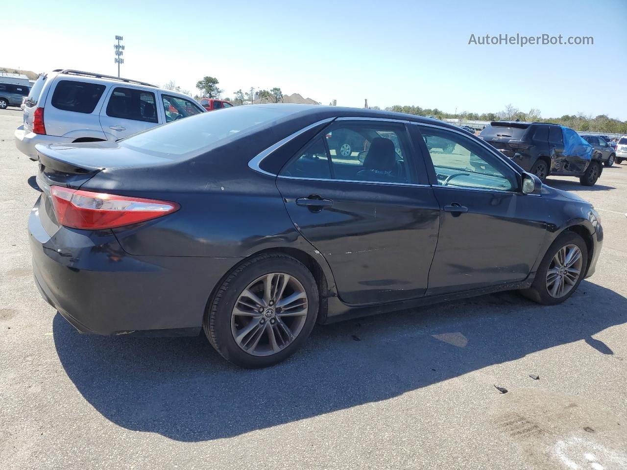 2016 Toyota Camry Le Black vin: 4T1BF1FK2GU548053