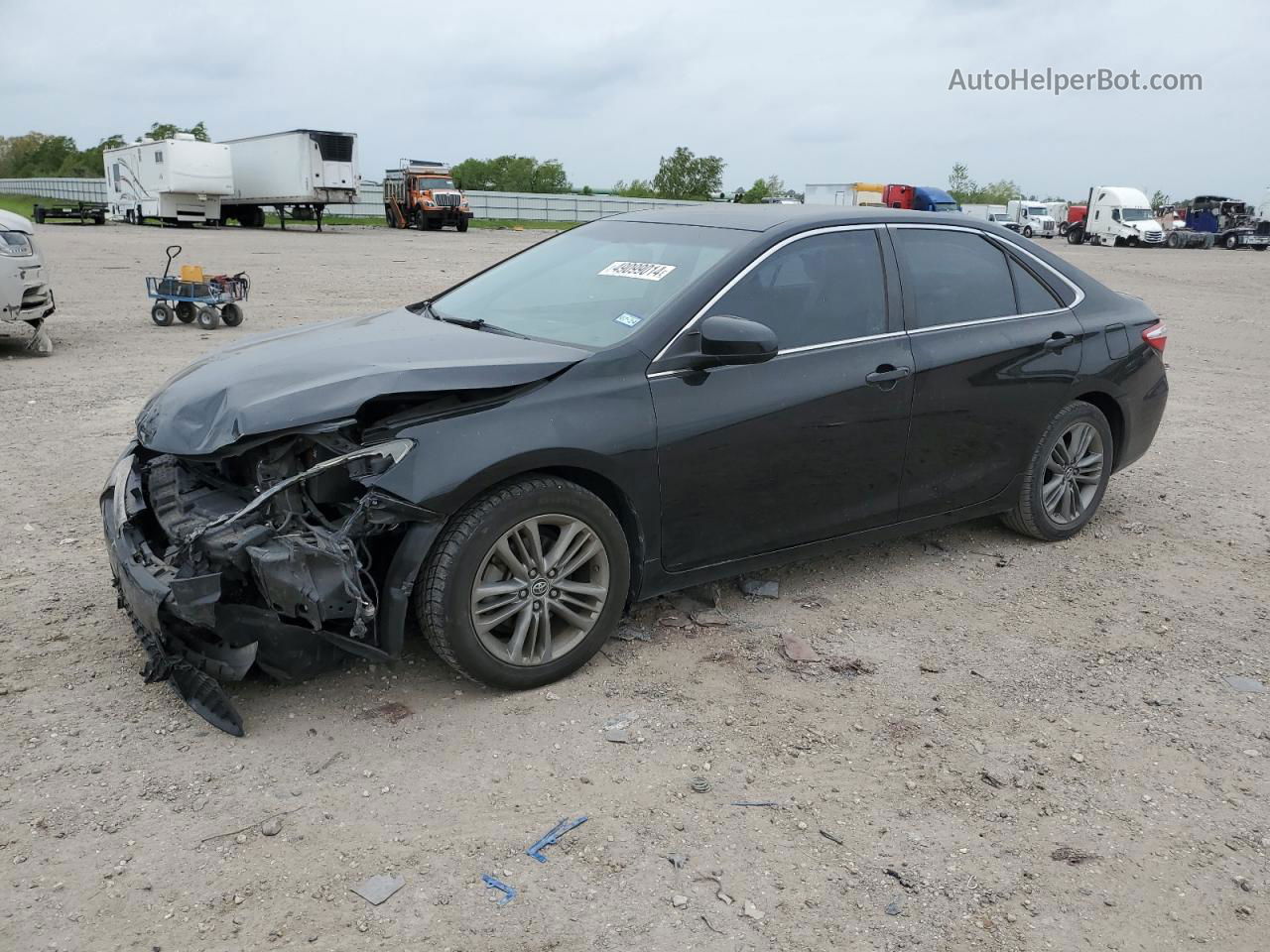 2016 Toyota Camry Le Black vin: 4T1BF1FK2GU556685