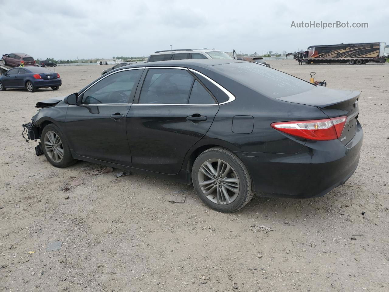 2016 Toyota Camry Le Black vin: 4T1BF1FK2GU556685