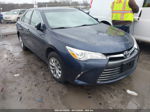 2017 Toyota Camry Le Синий vin: 4T1BF1FK2HU640779