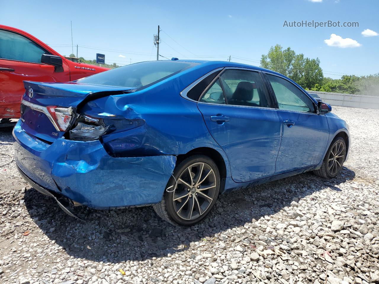 2017 Toyota Camry Le Blue vin: 4T1BF1FK2HU662605