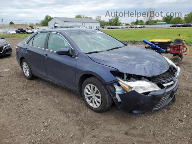 2017 Toyota Camry Le Blue vin: 4T1BF1FK2HU699489