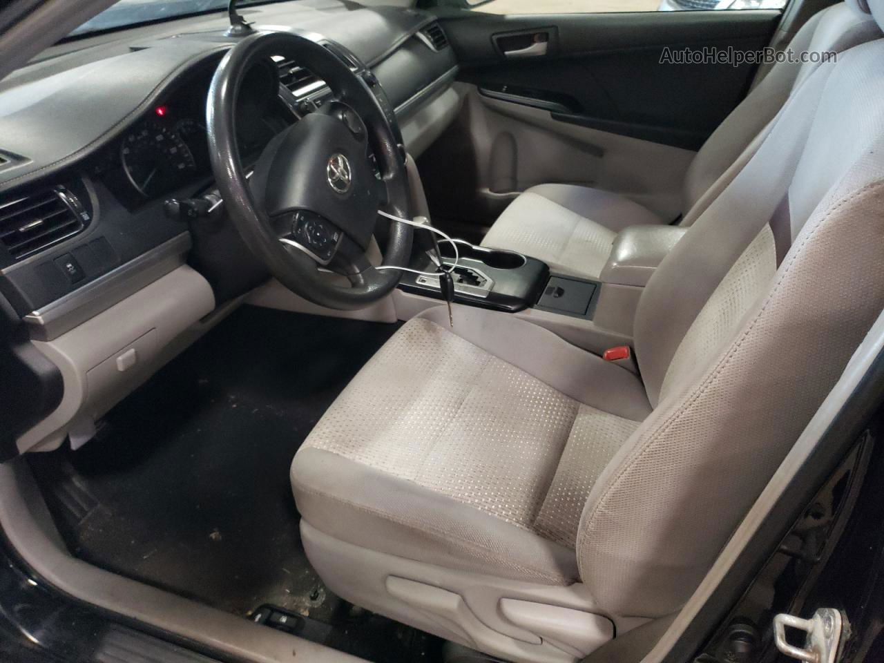 2012 Toyota Camry Base Черный vin: 4T1BF1FK3CU023870