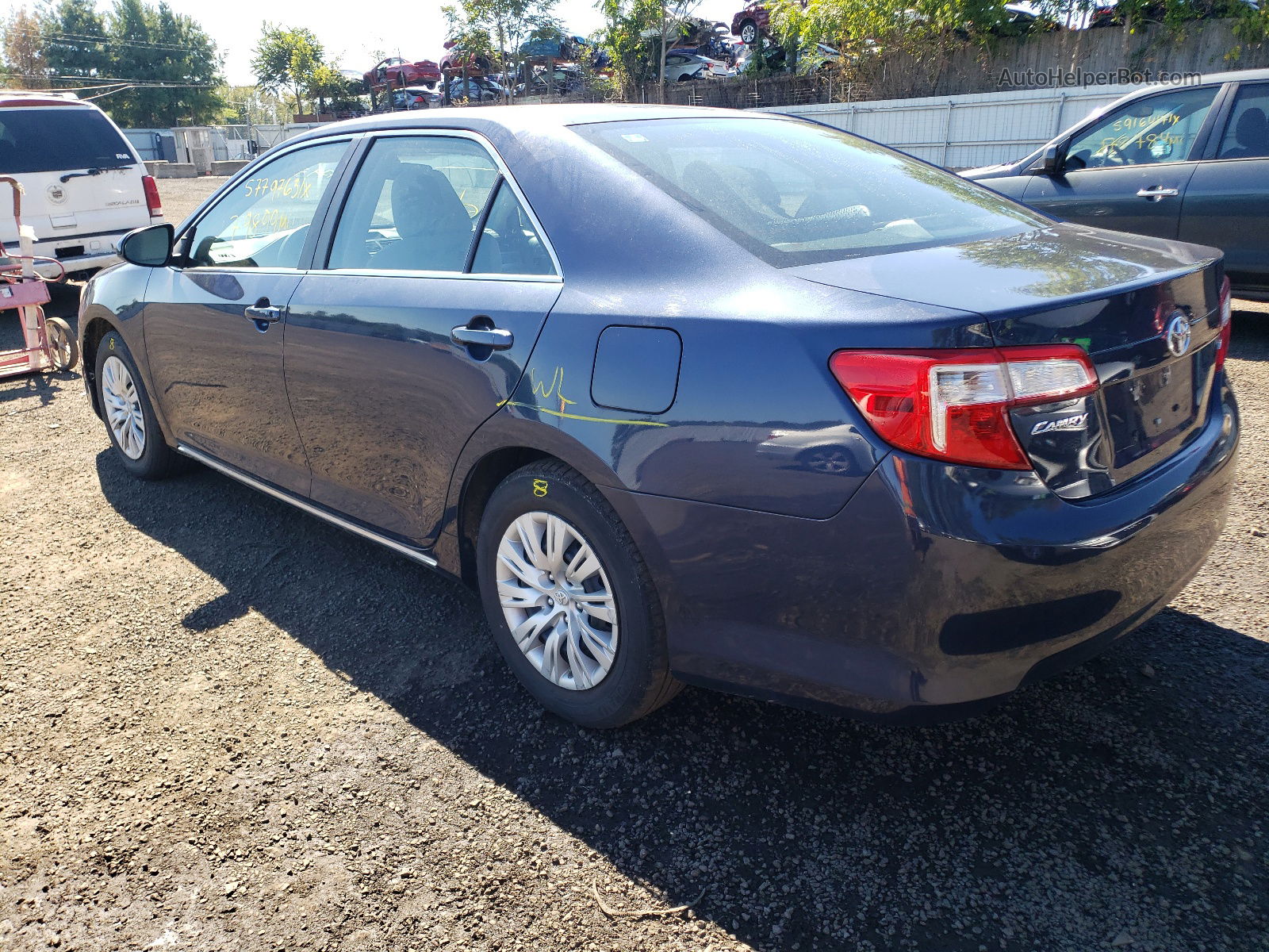 2014 Toyota Camry L Blue vin: 4T1BF1FK3EU844924