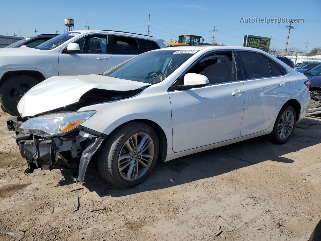 2016 Toyota Camry Le White vin: 4T1BF1FK3GU208619