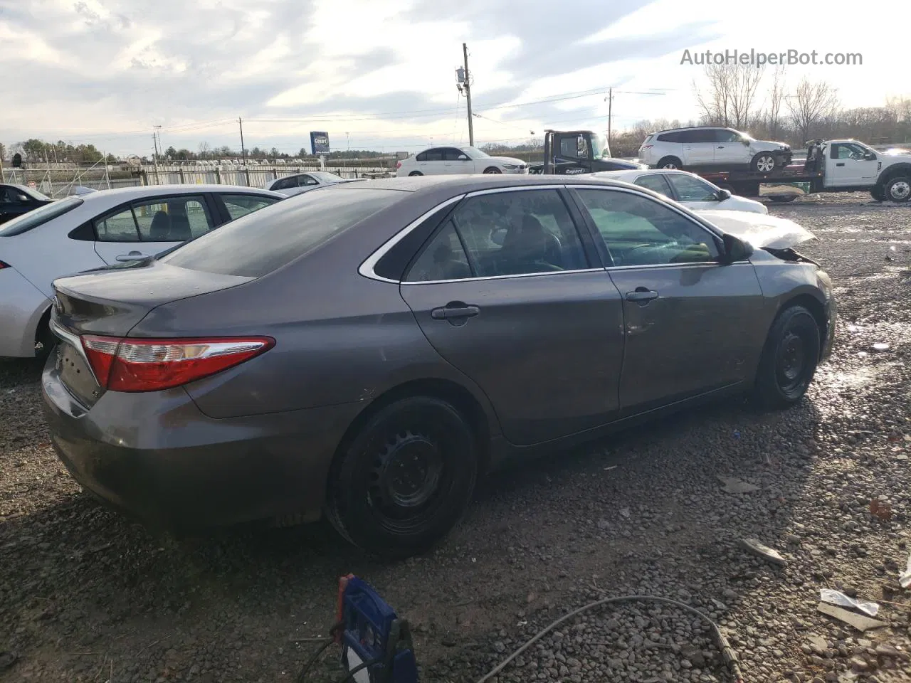 2016 Toyota Camry Le Gray vin: 4T1BF1FK3GU541211