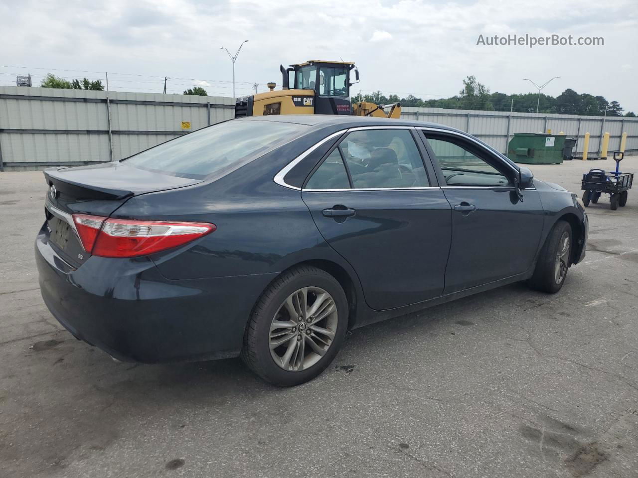 2016 Toyota Camry Le Blue vin: 4T1BF1FK3GU551740