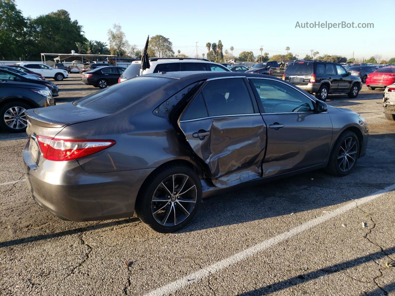 2017 Toyota Camry Le Gray vin: 4T1BF1FK3HU408434