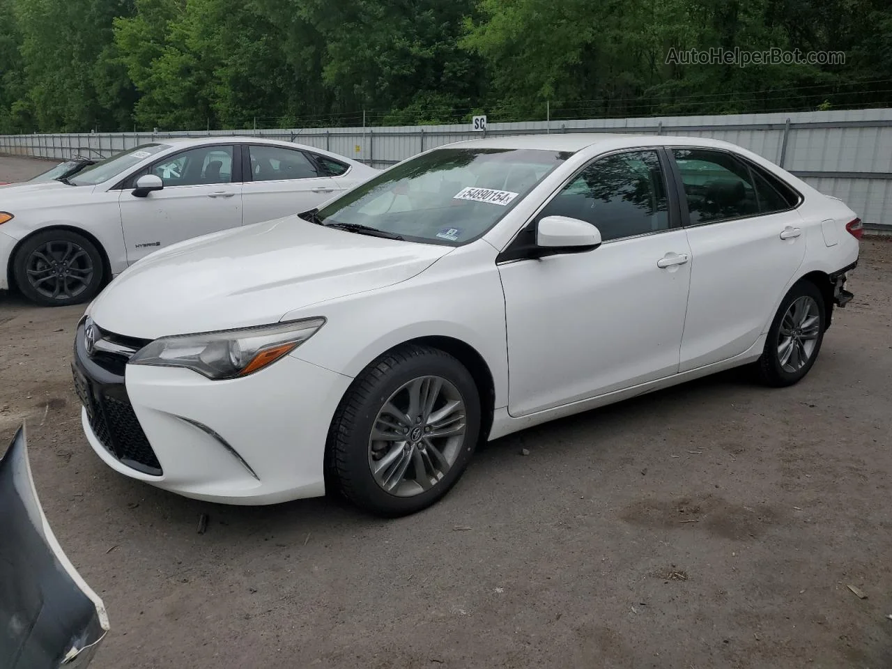 2017 Toyota Camry Le White vin: 4T1BF1FK3HU439151