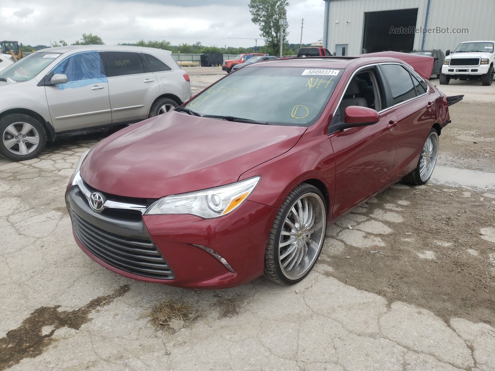 2017 Toyota Camry Le Red vin: 4T1BF1FK3HU658711