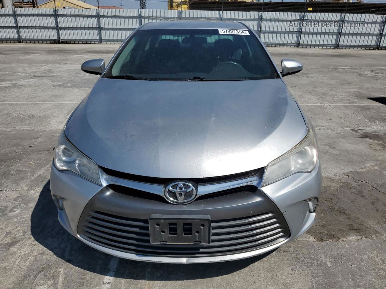 2017 Toyota Camry Le Silver vin: 4T1BF1FK3HU799424