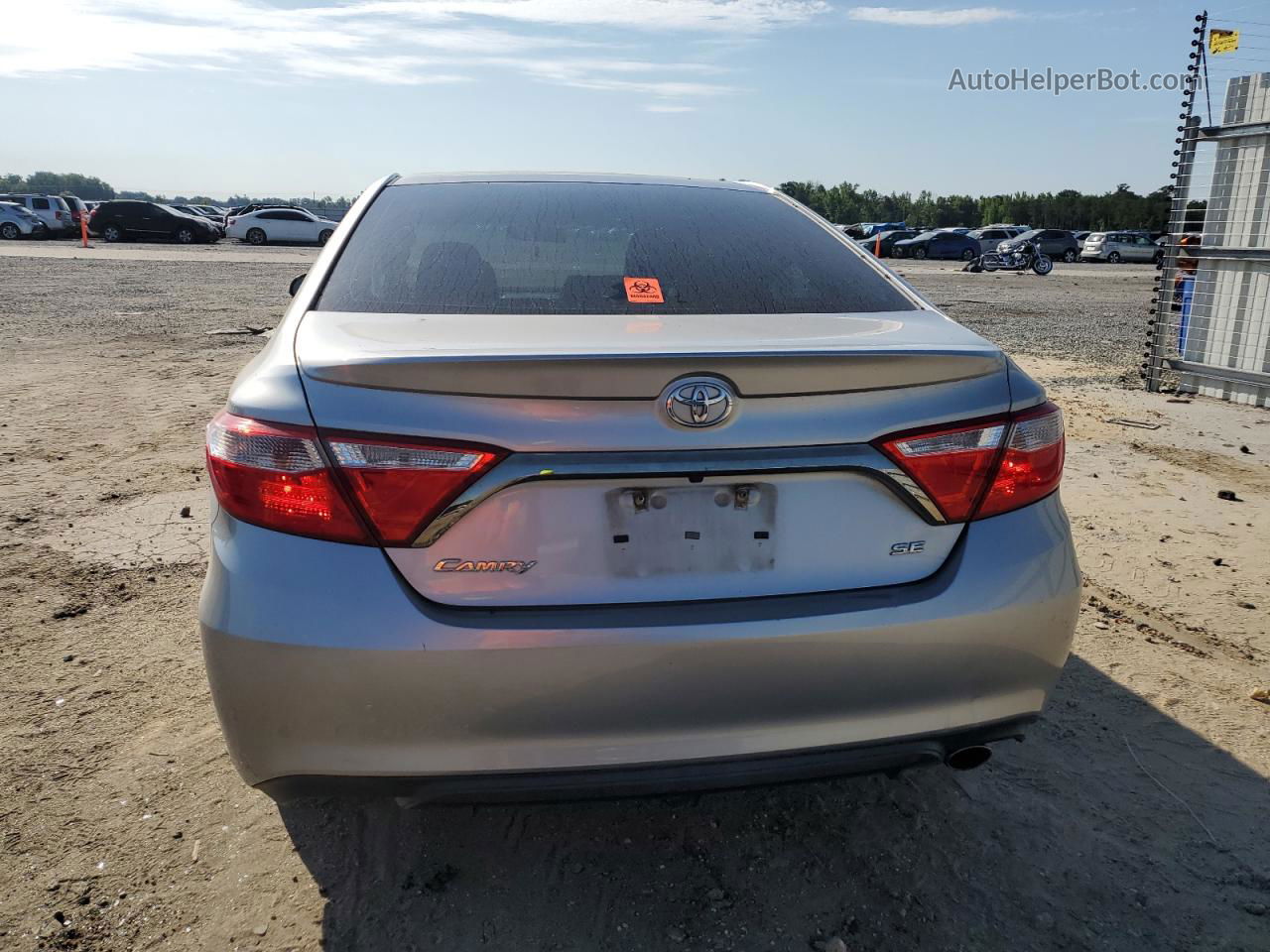 2017 Toyota Camry Le Silver vin: 4T1BF1FK3HU801382