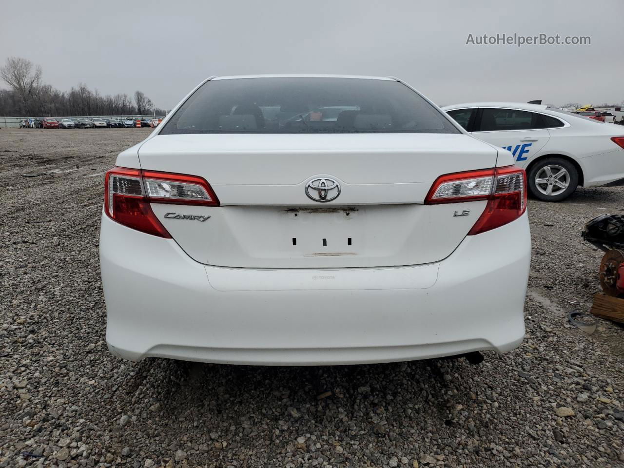 2012 Toyota Camry Base White vin: 4T1BF1FK4CU541325