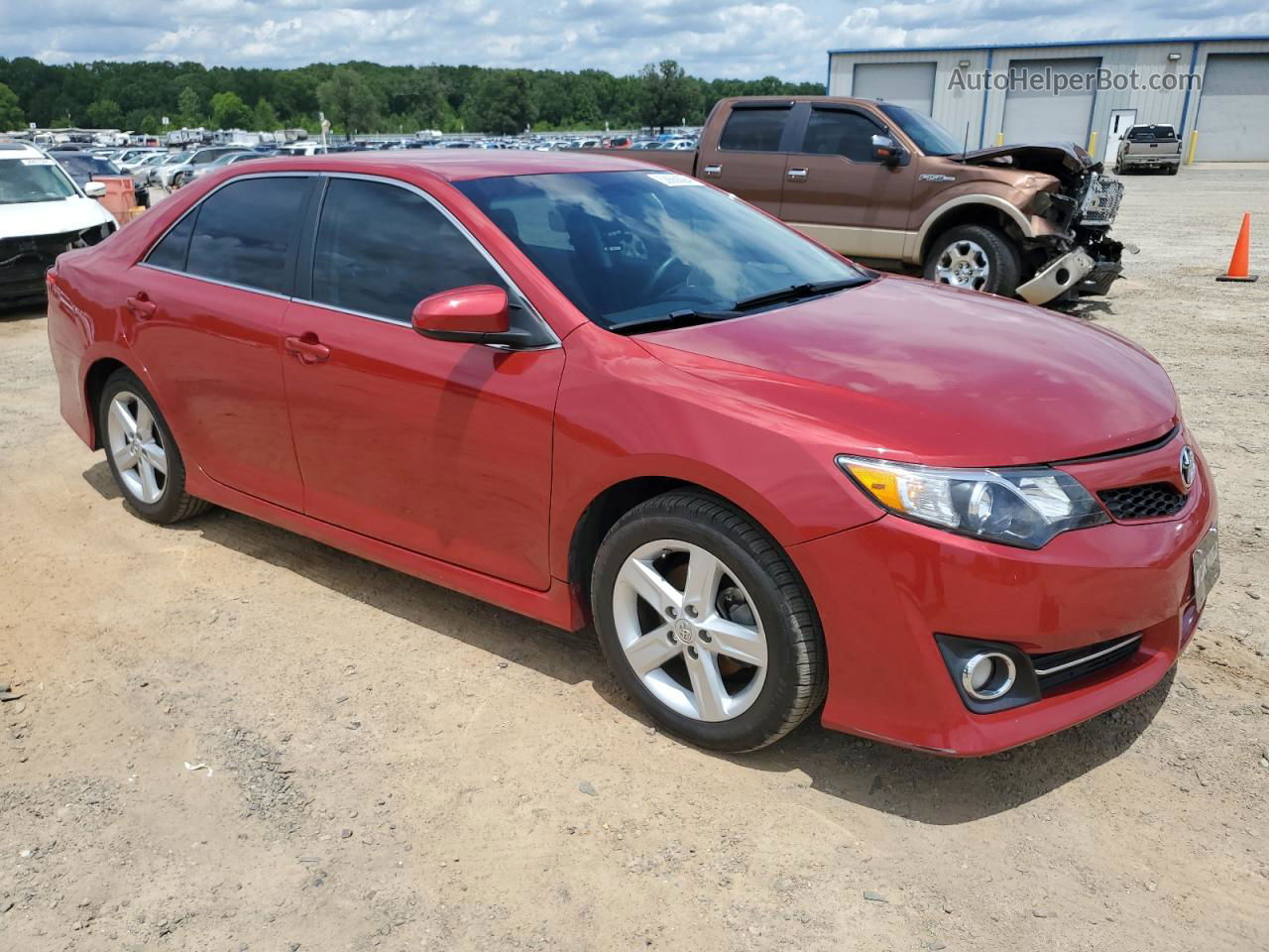 2014 Toyota Camry L Red vin: 4T1BF1FK4EU781767