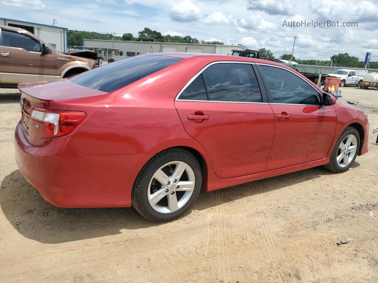 2014 Toyota Camry L Red vin: 4T1BF1FK4EU781767