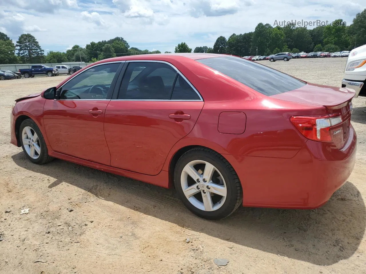 2014 Toyota Camry L Red vin: 4T1BF1FK4EU781767