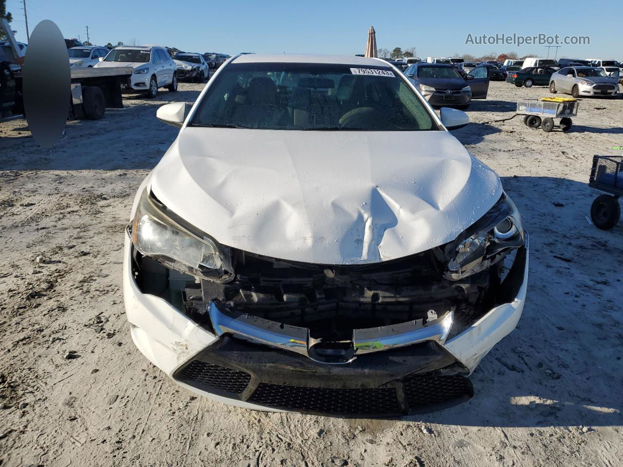 2016 Toyota Camry Le White vin: 4T1BF1FK4GU136717