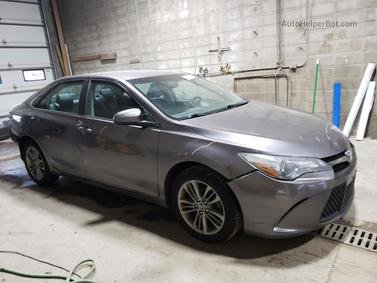 2016 Toyota Camry Le Gray vin: 4T1BF1FK4GU161066