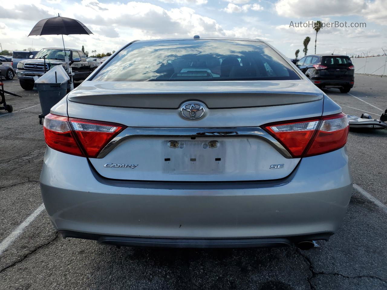 2016 Toyota Camry Le Silver vin: 4T1BF1FK4GU209066