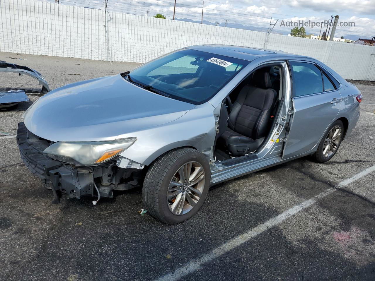 2016 Toyota Camry Le Silver vin: 4T1BF1FK4GU209066