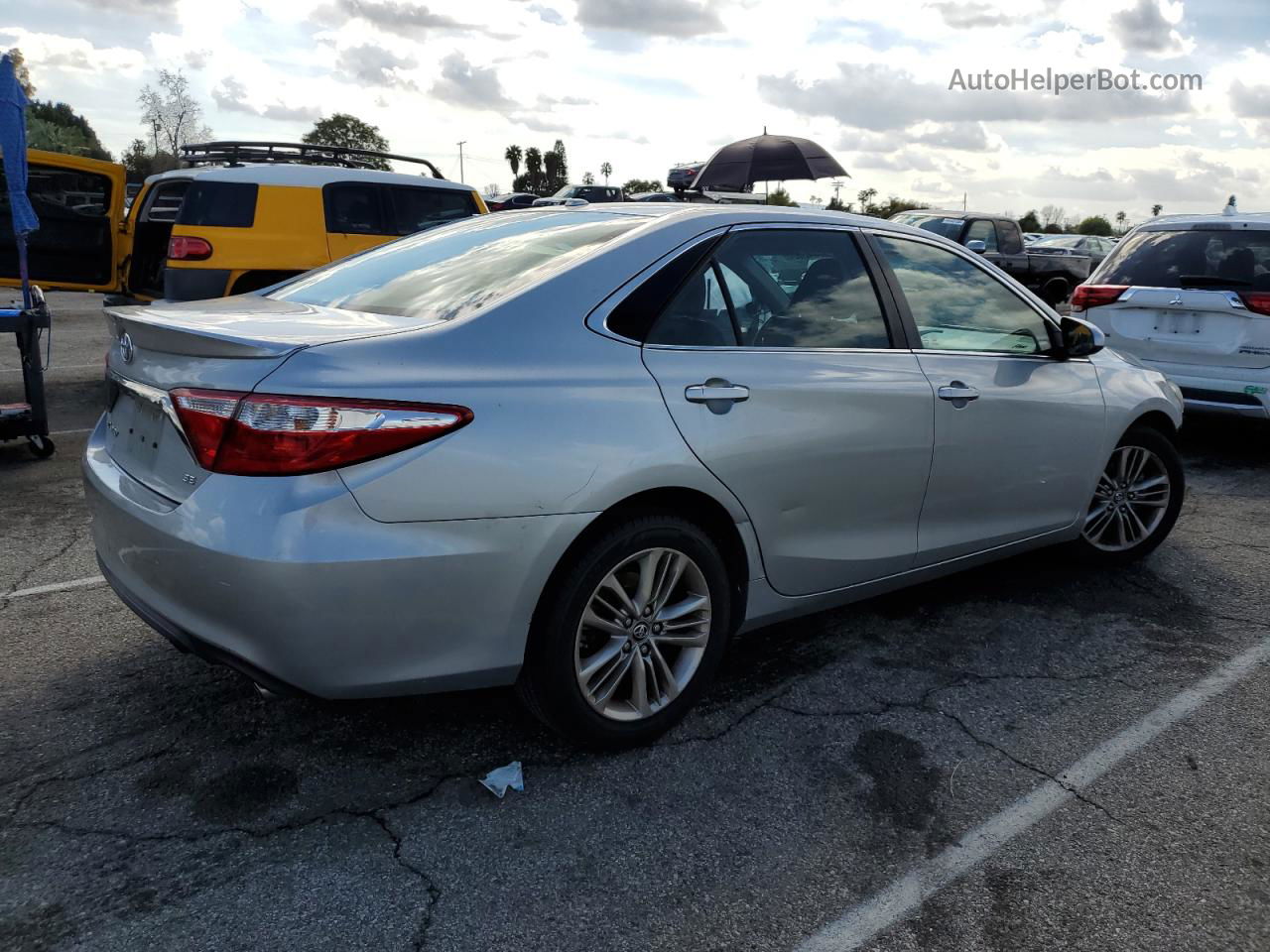 2016 Toyota Camry Le Silver vin: 4T1BF1FK4GU209066