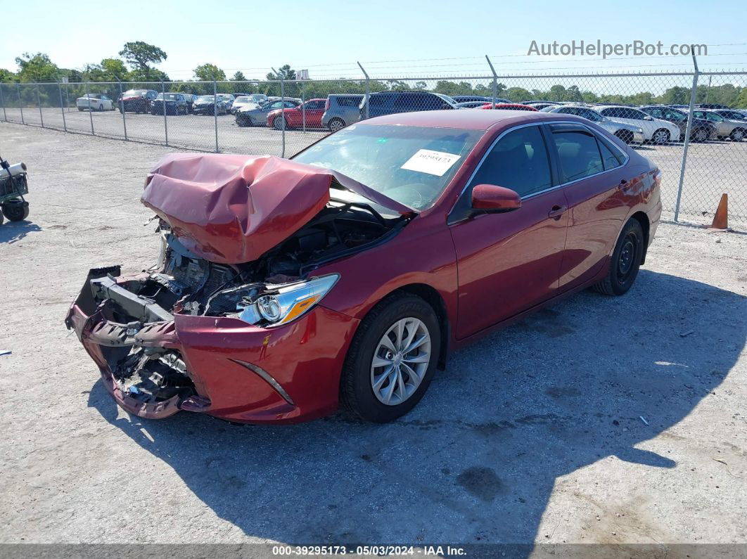 2016 Toyota Camry Le Red vin: 4T1BF1FK4GU515412