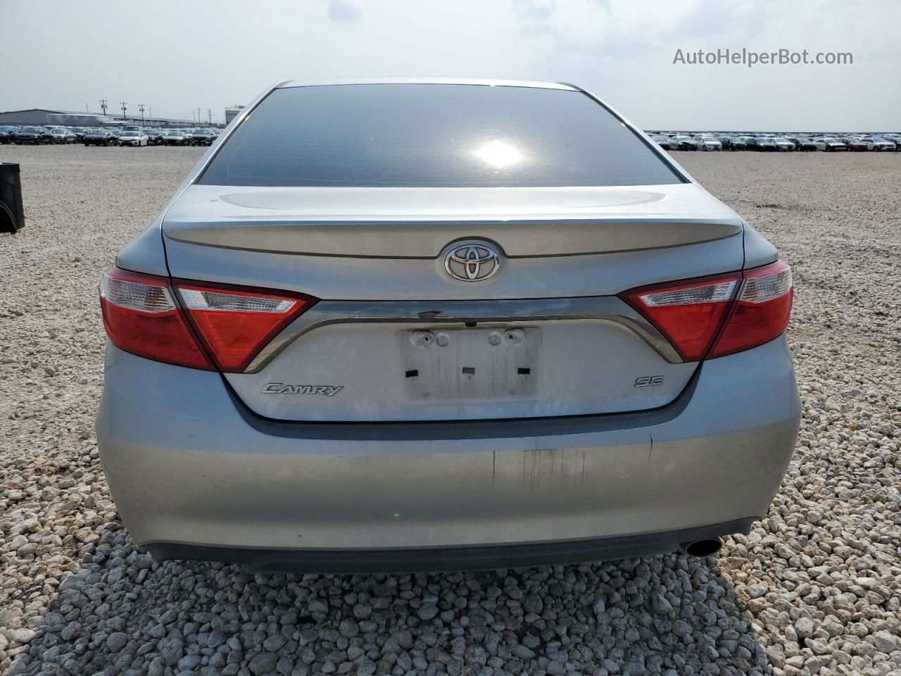 2016 Toyota Camry Le Silver vin: 4T1BF1FK4GU522165