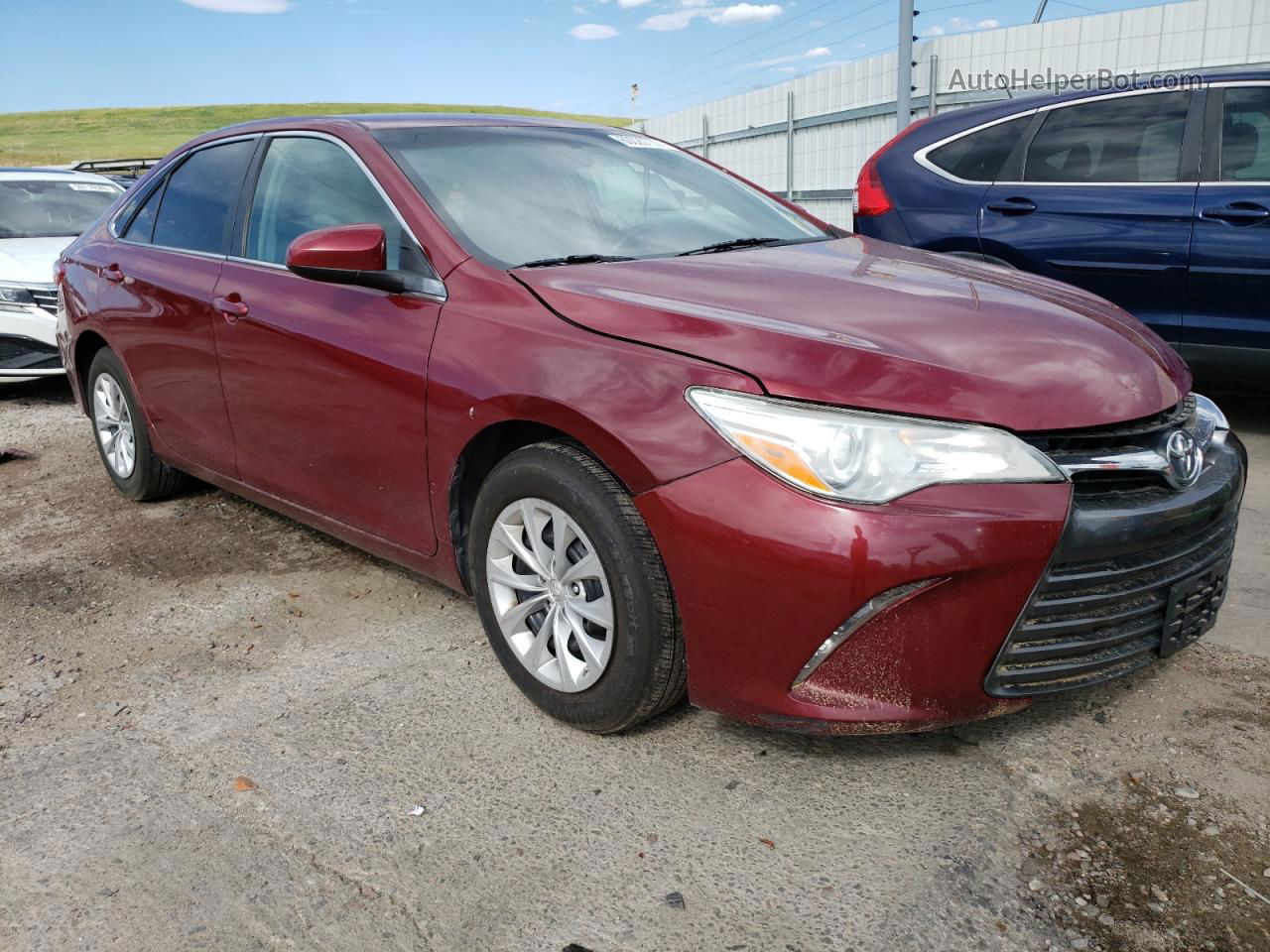 2016 Toyota Camry Le Красный vin: 4T1BF1FK4GU558728